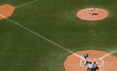 库里重返赛场，首场状态爆棚，TES观众掀起狂欢热潮